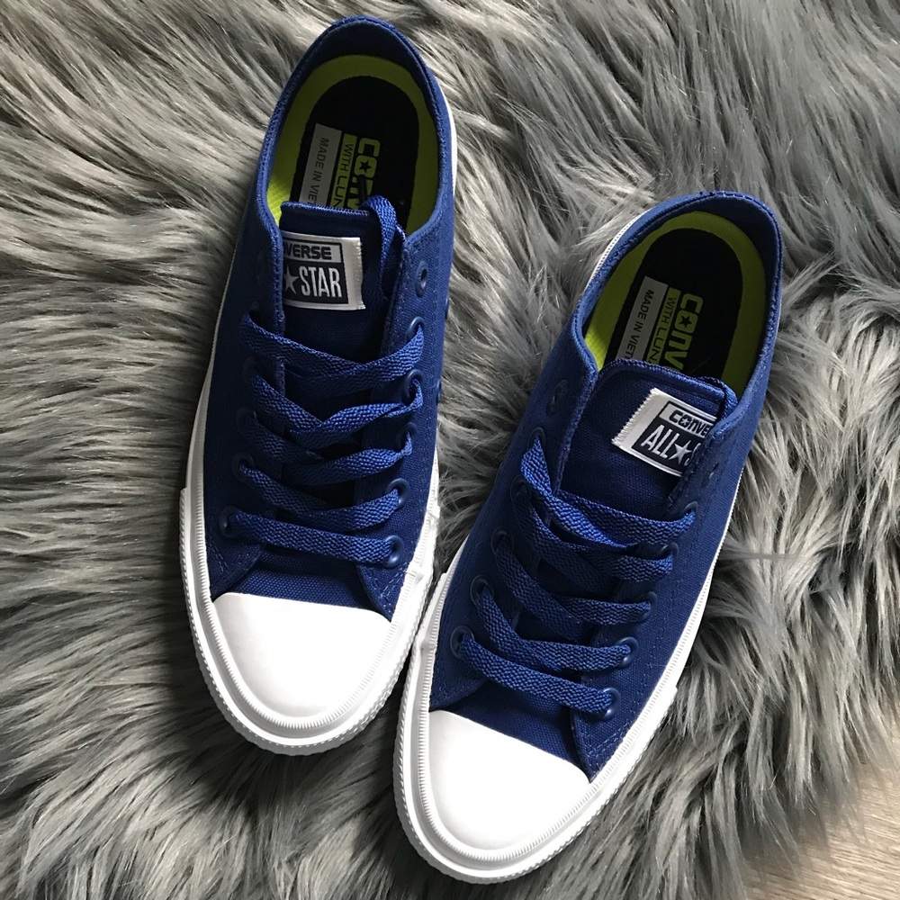 NEW 🎁 WOMENS CONVERSE ALLSTAR II • SZ 5 - Picture 5 of 8